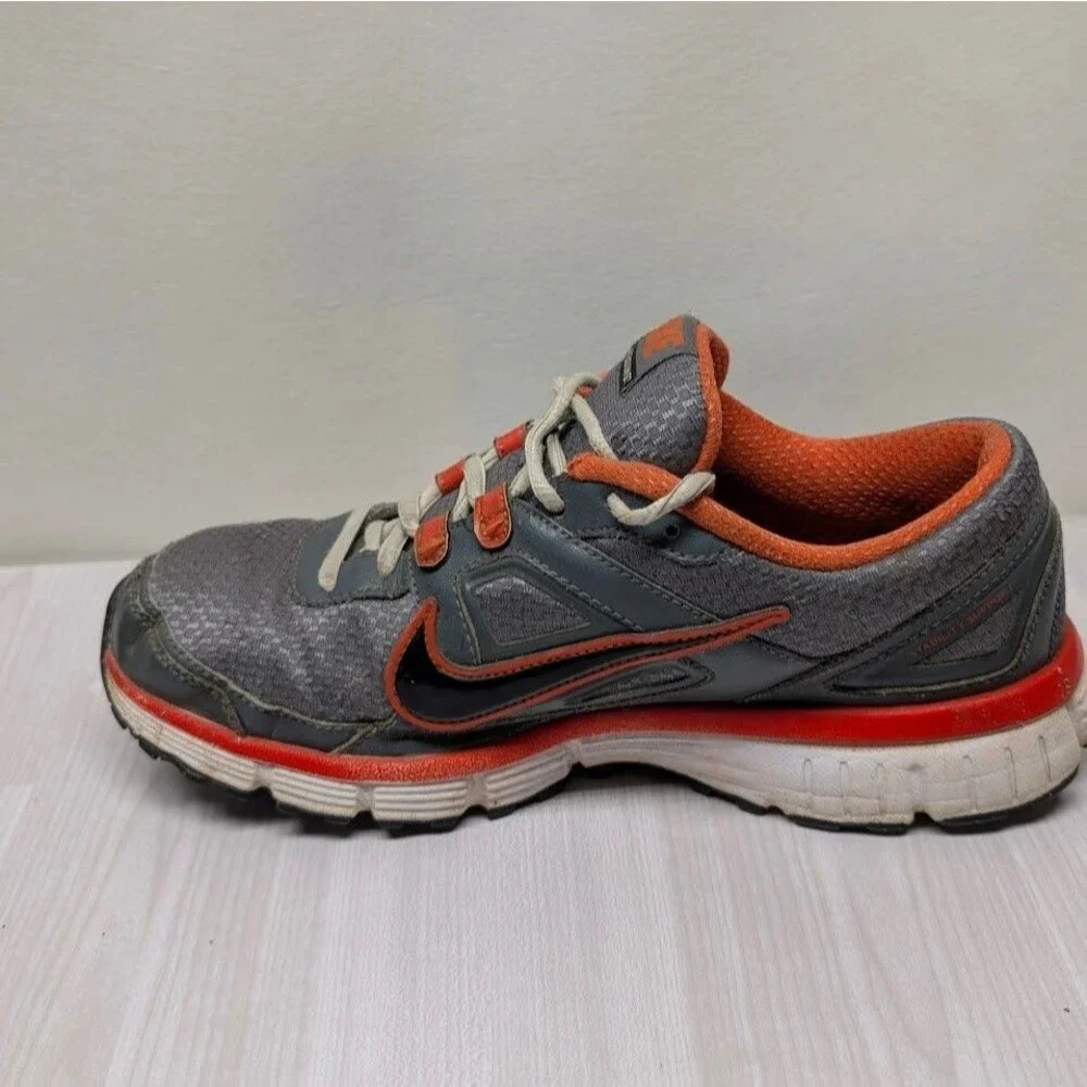 Nike Dual Fusion Vintage Athletic Running Sneakers Gray/Orange Women’s 7.5